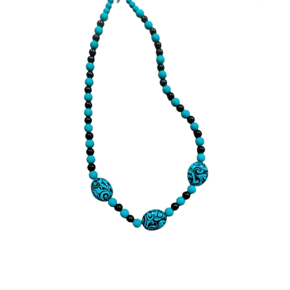 Handcrafted Blue and‎ Black Beaded Necklace